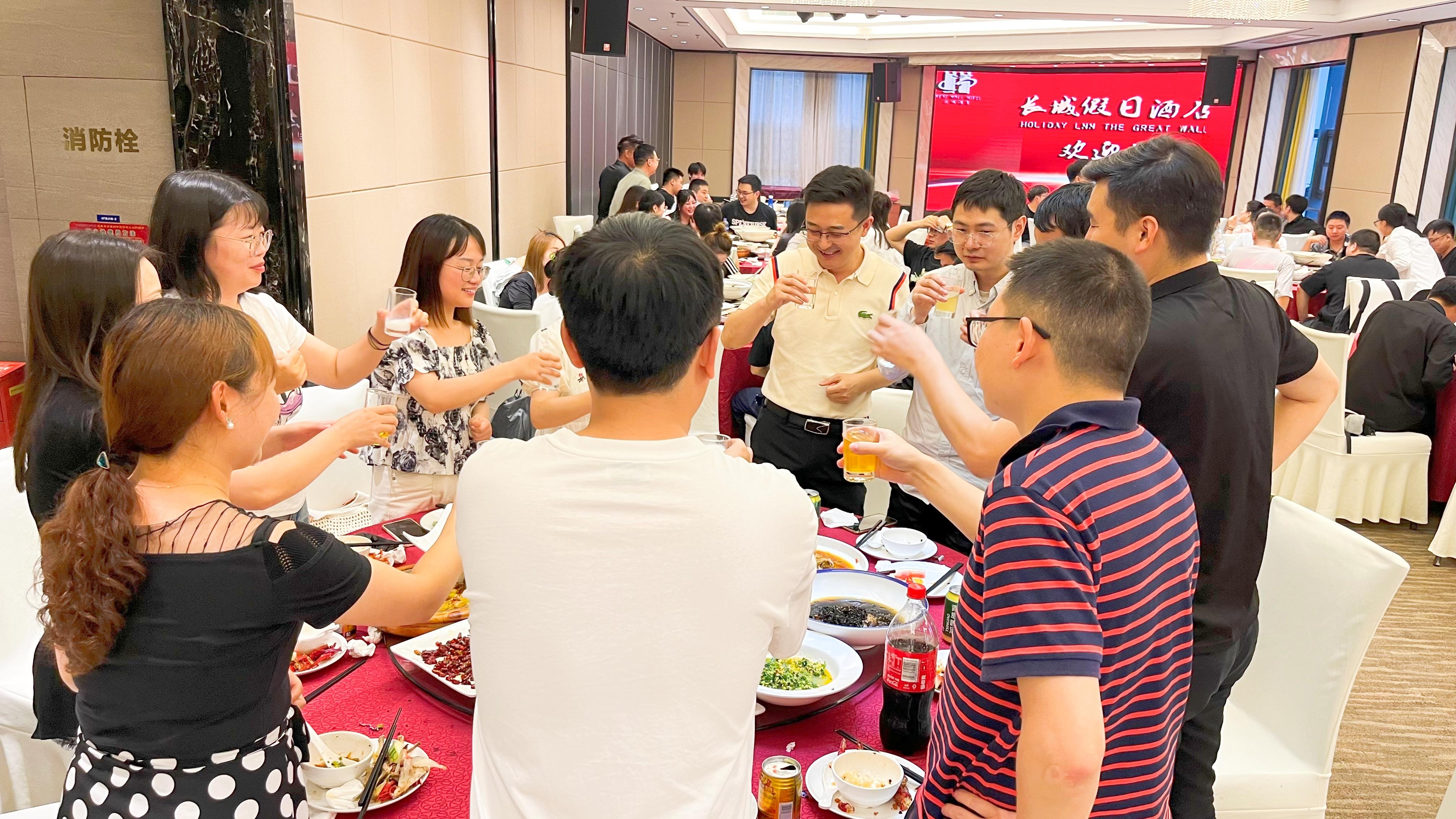厲兵秣馬 全力以赴 | 湖北納新網(wǎng)絡(luò)科技有限公司年中總結(jié)暨表彰大會圓滿召開！23